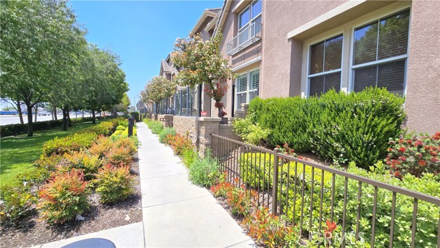 Detail Gallery Image 28 of 30 For 1492 Amsterdam Ct, Upland,  CA 91786 - 3 Beds | 2/1 Baths