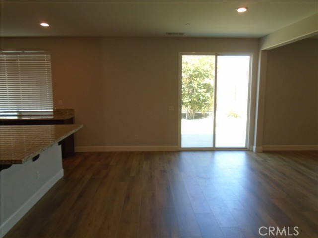 4081 Chamomile Court, San Bernardino CA: https://media.crmls.org/medias/6ca5a653-08dd-484a-a9fb-d136f12d4258.jpg