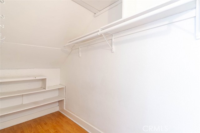Detail Gallery Image 15 of 32 For 1716 3/4 Winona Bld, Los Angeles,  CA 90027 - 2 Beds | 2 Baths