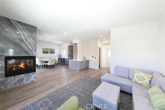 Detail Gallery Image 10 of 25 For 3918 E Coast Highway, Corona Del Mar,  CA 92625 - 3 Beds | 2/1 Baths