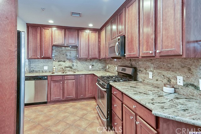 3 Bed Home for Sale in Los Angeles, California