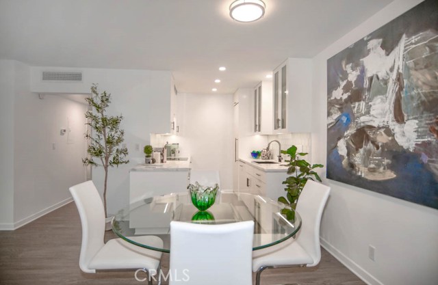 Detail Gallery Image 5 of 40 For 424 N Bellflower Bld #217,  Long Beach,  CA 90814 - 1 Beds | 1 Baths