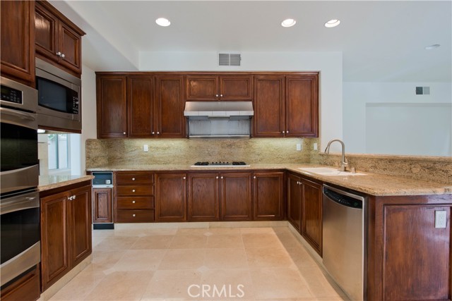 Detail Gallery Image 5 of 29 For 23170 Park Blanco, Calabasas,  CA 91302 - 4 Beds | 3/1 Baths