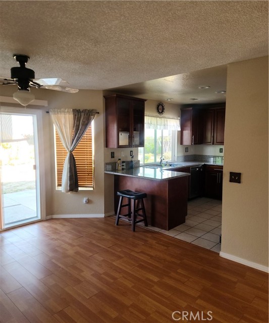 27539 Avenida Interno, Menifee CA: https://media.crmls.org/medias/6ca8a6e9-d460-4a6f-956e-ce959fe9f585.jpg