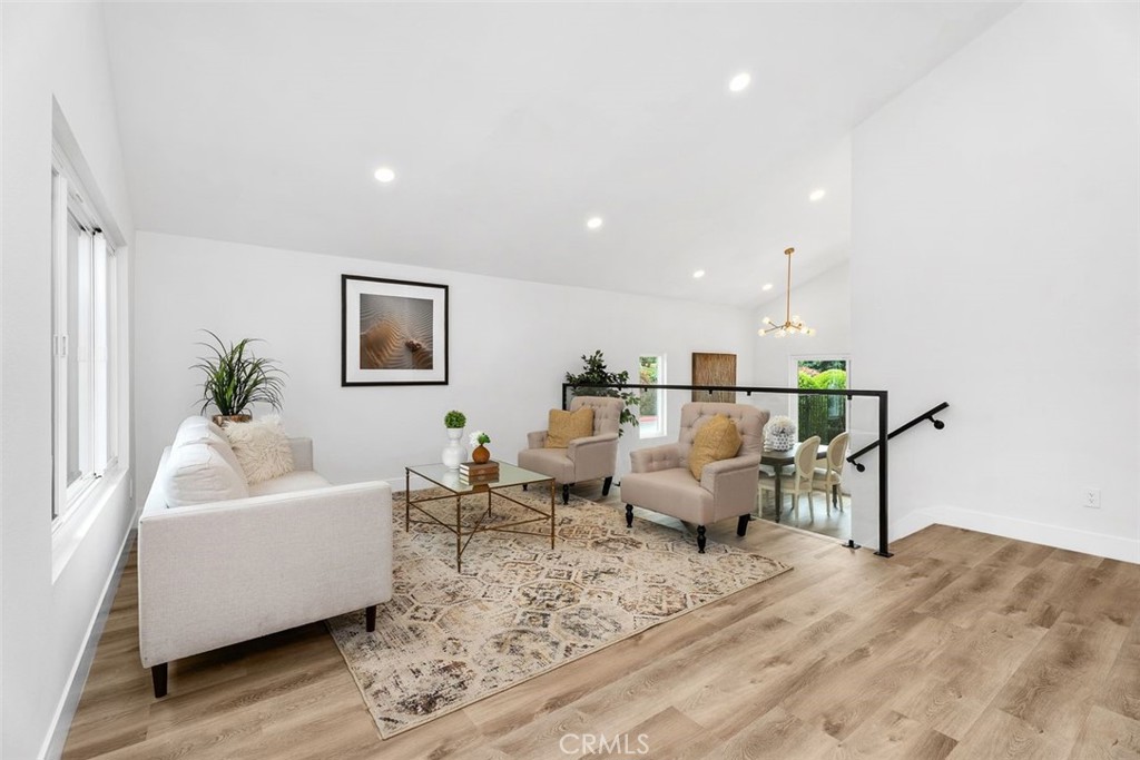 MLS #OC25225891 image #9