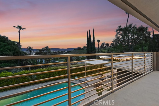 Detail Gallery Image 47 of 59 For 3551 Royal Woods Dr, Sherman Oaks,  CA 91403 - 4 Beds | 4/1 Baths