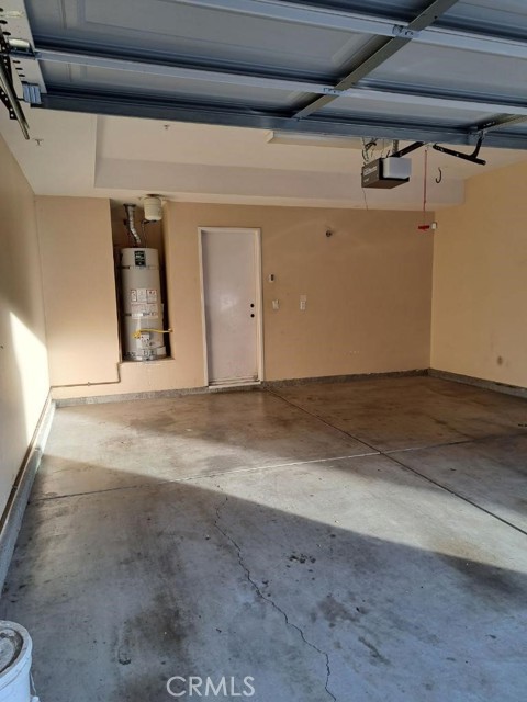 Image 19 of 23 For 27935 Cactus Avenue B