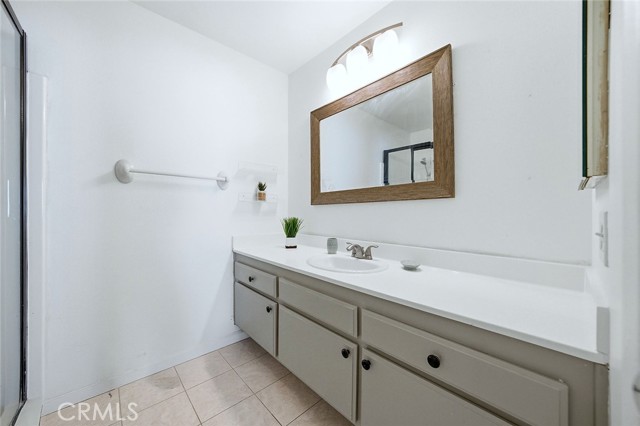Detail Gallery Image 31 of 45 For 1669 S Heritage #C,  Anaheim,  CA 92804 - 3 Beds | 2/1 Baths