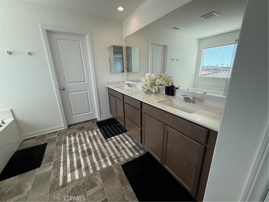 MLS #IV25274185 image #28