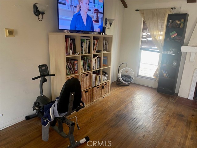 Detail Gallery Image 9 of 18 For 8725 S Denker, Los Angeles,  CA 90047 - 2 Beds | 1 Baths