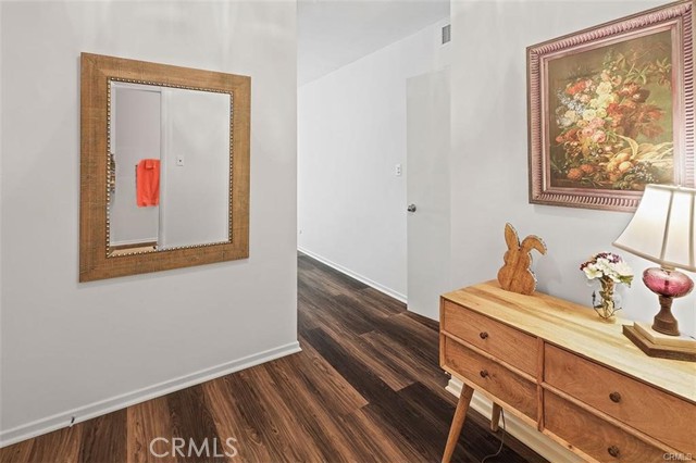 Detail Gallery Image 17 of 46 For 1360 G Shadow Ln #G,  Fullerton,  CA 92831 - 2 Beds | 2 Baths