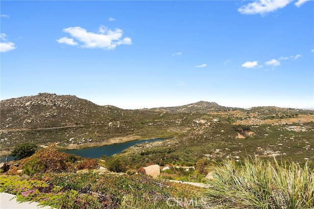 Image 19 of 73 For 15471 Green Valley Truck