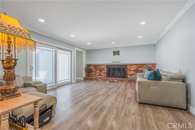 Detail Gallery Image 14 of 49 For 573 N Jalapa, Covina,  CA 91724 - 6 Beds | 3/1 Baths