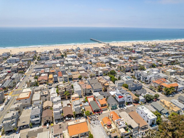 865 Loma Drive, Hermosa Beach, California 90254, 2 Bedrooms Bedrooms, ,1 BathroomBathrooms,Residential,Sold,Loma,SB22119464