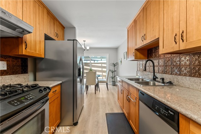 Detail Gallery Image 10 of 36 For 1132 S Dover Cir C65n,  Anaheim,  CA 92805 - 3 Beds | 2 Baths