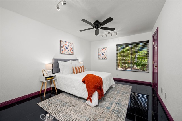 Detail Gallery Image 18 of 44 For 757 Horseshoe Cir, Vista,  CA 92081 - 3 Beds | 2 Baths