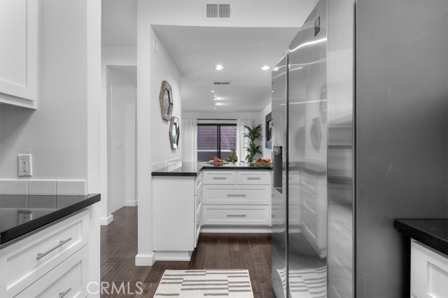 1814 Thayer Avenue, Los Angeles CA: https://media.crmls.org/medias/6cb0a1a8-b83e-491e-8498-af6051d2078d.jpg