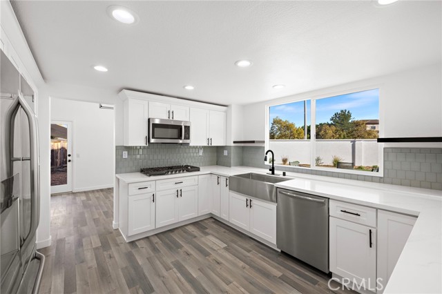 Detail Gallery Image 14 of 39 For 40190 Paseo Del Sol, Murrieta,  CA 92562 - 5 Beds | 3 Baths