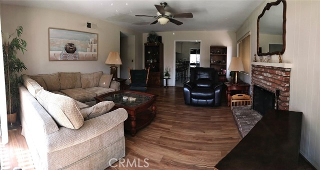 Detail Gallery Image 6 of 13 For 5062 Tripoli Ave, Los Alamitos,  CA 90720 - 4 Beds | 2 Baths