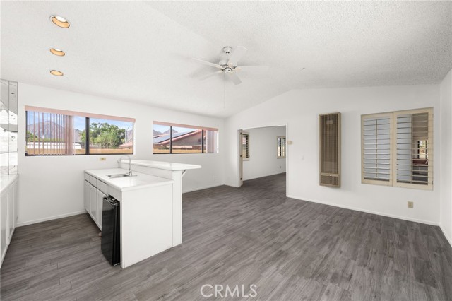 Detail Gallery Image 6 of 25 For 43922 Warner Trl, Palm Desert,  CA 92211 - 3 Beds | 2/1 Baths