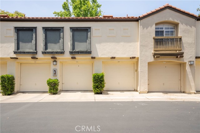 Detail Gallery Image 17 of 18 For 120 S Cross Creek Rd #D,  Orange,  CA 92869 - 1 Beds | 1 Baths