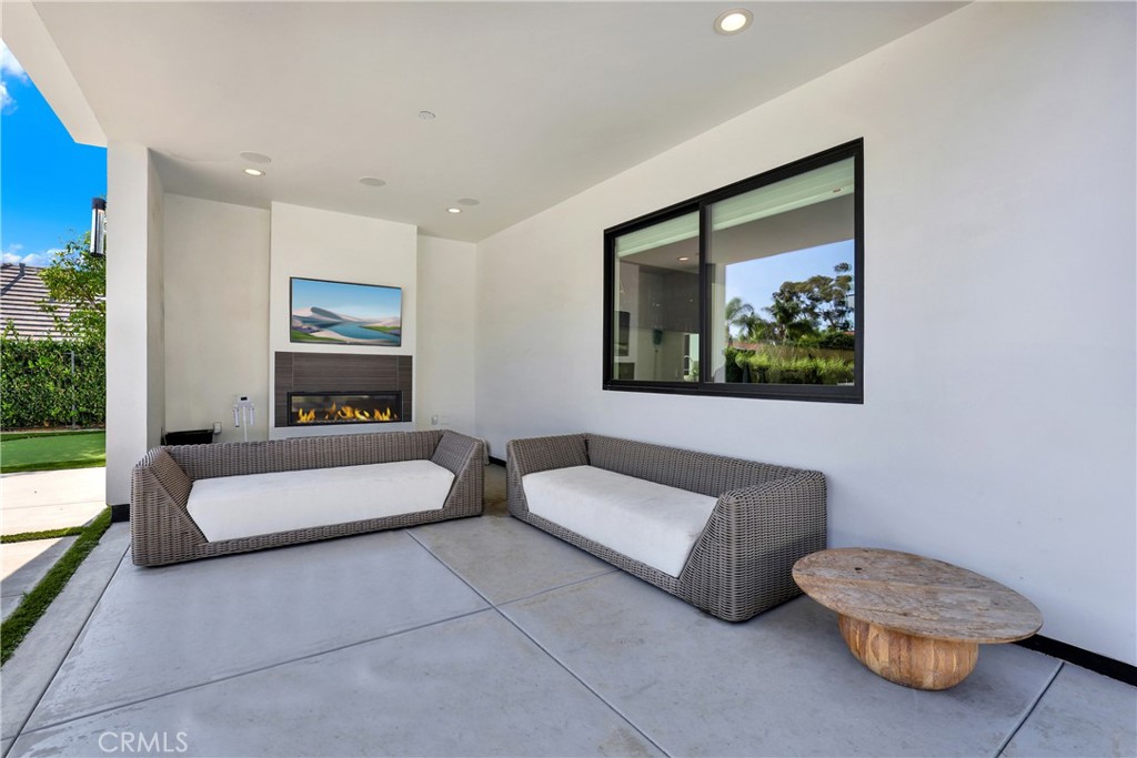 MLS #OC26171838 image #9