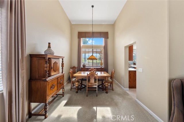 Detail Gallery Image 8 of 53 For 45065 Corte Bravo, Temecula,  CA 92592 - 3 Beds | 3 Baths