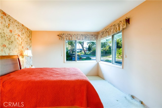 4 Aurora Drive, Rolling Hills Estates, California 90274, 3 Bedrooms Bedrooms, ,2 BathroomsBathrooms,Residential,Sold,Aurora,PV22014268