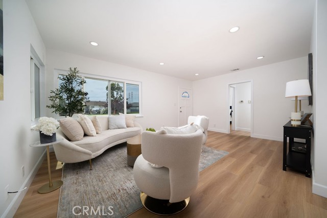 Detail Gallery Image 7 of 34 For 13282 -13280 Nevada St., Westminster,  CA 92683 - 7 Beds | 5 Baths