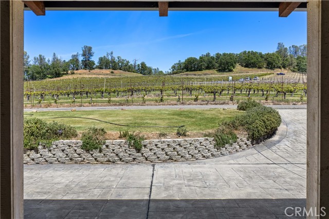 Detail Gallery Image 6 of 51 For 7875 Adobe Creek Rd, Kelseyville,  CA 95451 - 4 Beds | 4 Baths