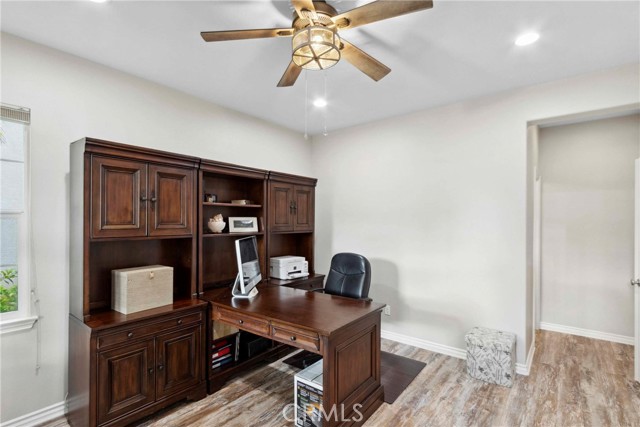 45976 Camino Rubi, Temecula CA: https://media.crmls.org/medias/6cb61d79-1050-492d-ab6f-6b15d734f3d1.jpg