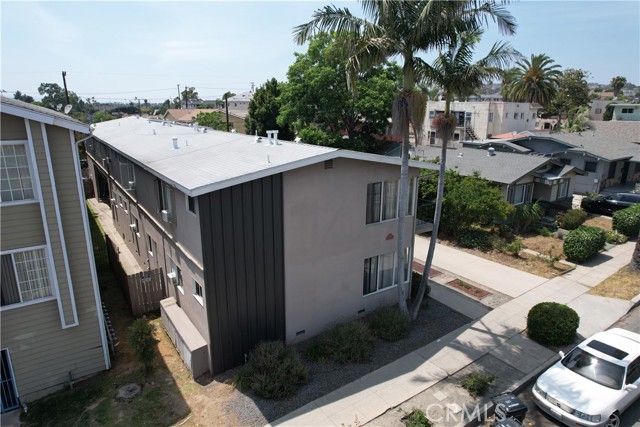 Image 2 of 5 For 1445 Coronado Avenue