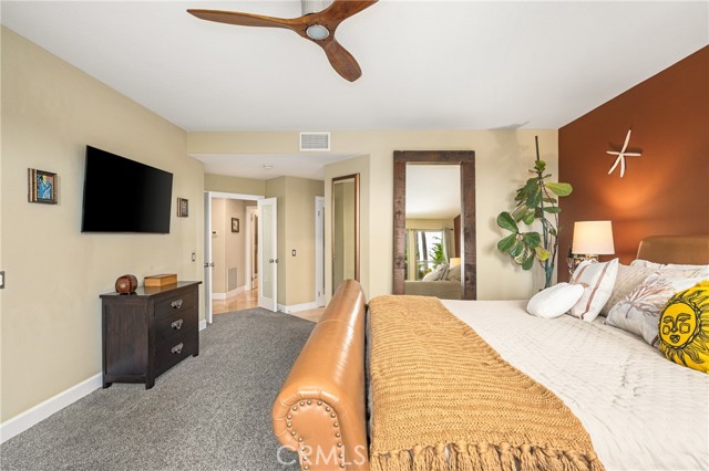 Detail Gallery Image 40 of 59 For 27 Seabrook #73,  Newport Beach,  CA 92660 - 2 Beds | 3 Baths