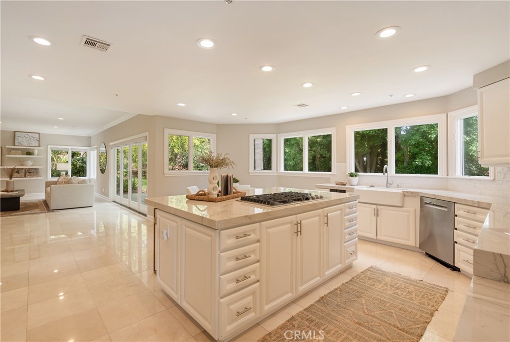 MLS #OC26125914 image #23
