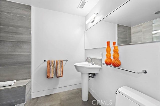 Detail Gallery Image 33 of 46 For 30692 Marilyn, Laguna Beach,  CA 92651 - 4 Beds | 3/1 Baths