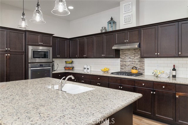 3771 Wrenwood Avenue, Clovis CA: https://media.crmls.org/medias/6cb6b406-f8eb-441f-9909-3bfc89677459.jpg