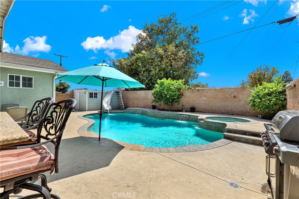 MLS #OC25128179 img 31