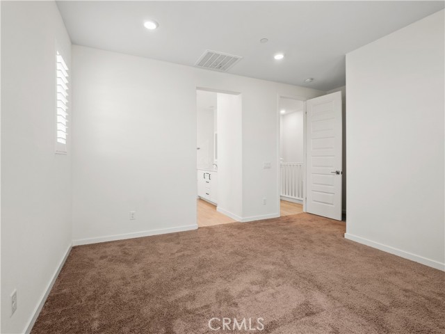 27148 Valley Oak Place, Valencia CA: https://media.crmls.org/medias/6cb6d2b1-a7b0-40cf-be43-9b97e30f4662.jpg