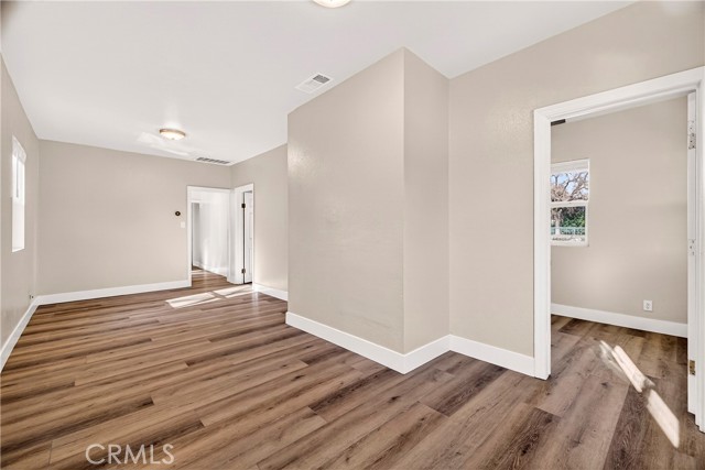 Detail Gallery Image 11 of 42 For 1128 W 5th, Chico,  CA 95928 - – Beds | – Baths