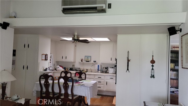 13671 Annandale Dr. Drive, Seal Beach CA: https://media.crmls.org/medias/6cb80986-ed4d-4cd1-8806-56c10d21f567.jpg