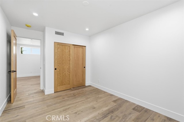 Detail Gallery Image 17 of 45 For 617 N Irena Ave #C,  Redondo Beach,  CA 90277 - 5 Beds | 3/1 Baths