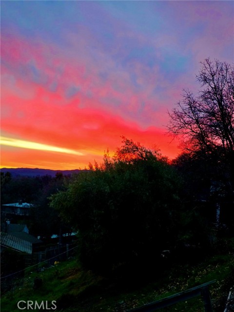 Detail Gallery Image 4 of 48 For 1025 Boggs Ln, Lakeport,  CA 95453 - 3 Beds | 2 Baths