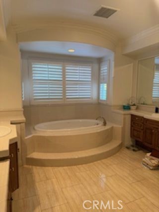 Detail Gallery Image 14 of 18 For 20253 via Galileo, Porter Ranch,  CA 91326 - 5 Beds | 6 Baths