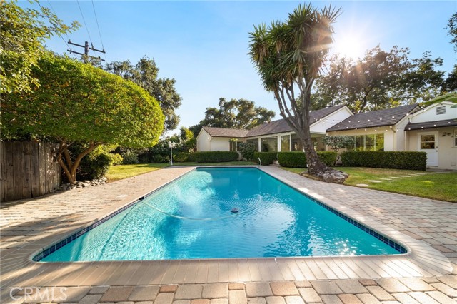 1648 Highland Oaks Drive, Arcadia CA: https://media.crmls.org/medias/6cbaa453-978e-4ac7-b6b0-150e3d568df8.jpg