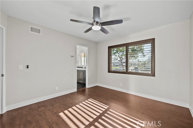 16431 Grayville, La Mirada CA: https://media.crmls.org/medias/6cbad4ca-cd11-4d6d-b393-fdb423900756.jpg