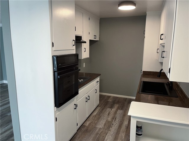 801 E 1st Street, Long Beach CA: https://media.crmls.org/medias/6cbb8eb7-2917-42b8-b4dd-b429412ab20e.jpg