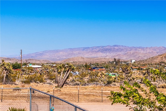 Detail Gallery Image 55 of 75 For 57920 Buena Vista Dr, Yucca Valley,  CA 92284 - 3 Beds | 2 Baths