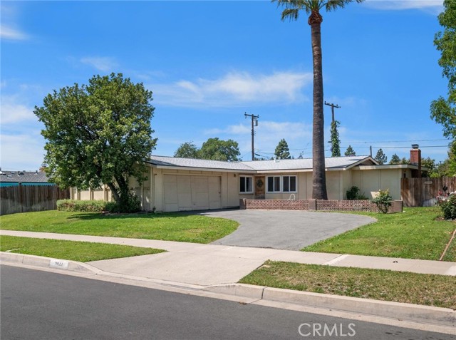 2044 N Chouteau St, Orange, CA 92865