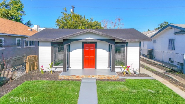 Detail Gallery Image 6 of 41 For 1335 W 68th, Los Angeles,  CA 90044 - 2 Beds | 2 Baths