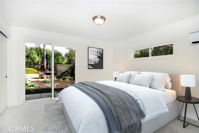 Detail Gallery Image 15 of 40 For 4614 Sendero Pl, Tarzana,  CA 91356 - 5 Beds | 3/1 Baths